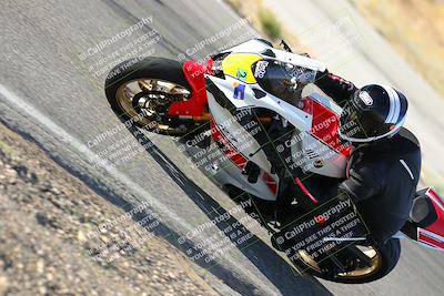 media/Nov-12-2023-Classic Track Days (Sun) [[11f17acb81]]/Group 2/session 4 turn 10/